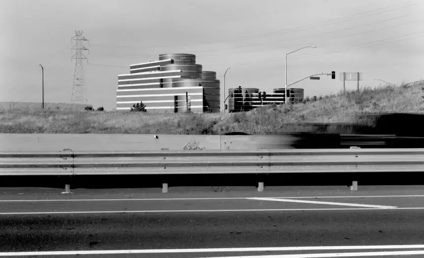 La Silicon Valley: Da Futuro a Reliquia Digitale