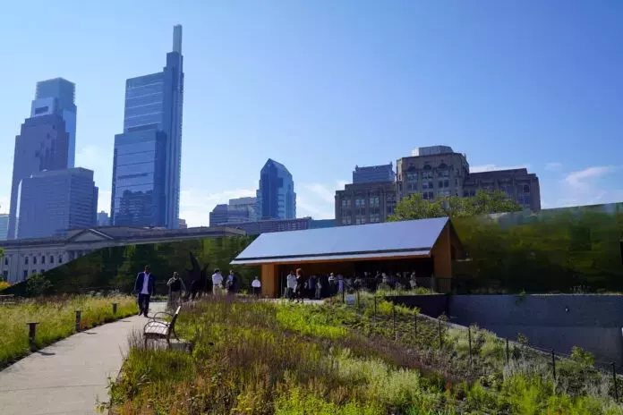 Giardini Calder: Una Fusione di Architettura, Paesaggio e Arte a Philadelphia