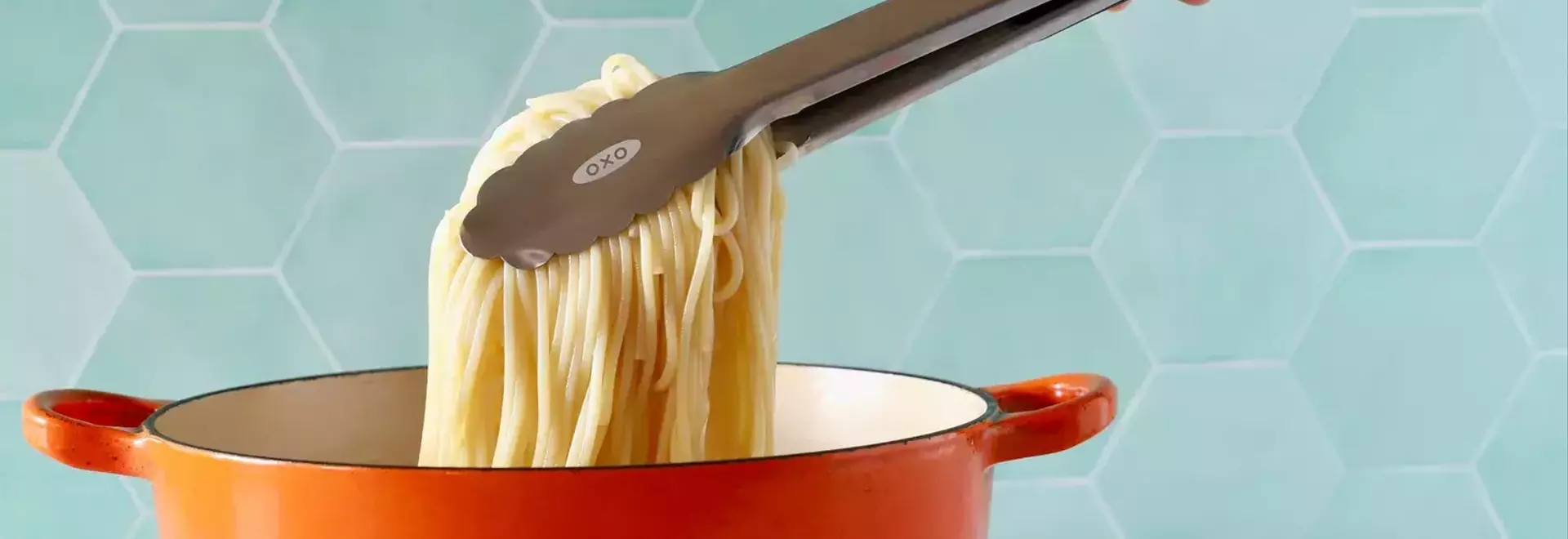 The Ultimate Guide to Kitchen Tongs: Choosing the Best for Your Culinary Needs