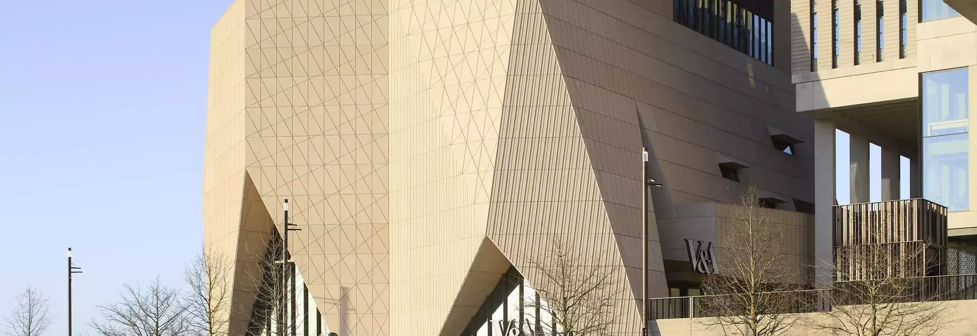 Il Nuovo V&A East Museum di Londra: Un Capolavoro Architettonico e Culturale