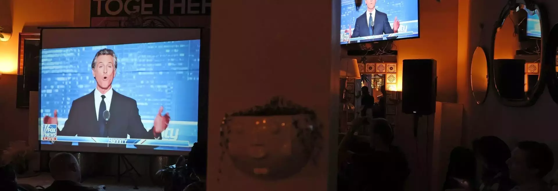 Online Personalities and Comedians Overtake TV and Newspapers as Primary News Sources