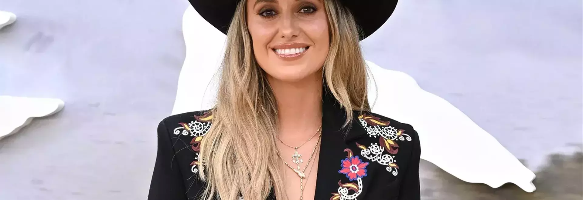 Lainey Wilson's Journey: Navigating Stardom, Depression, and Finding Purpose