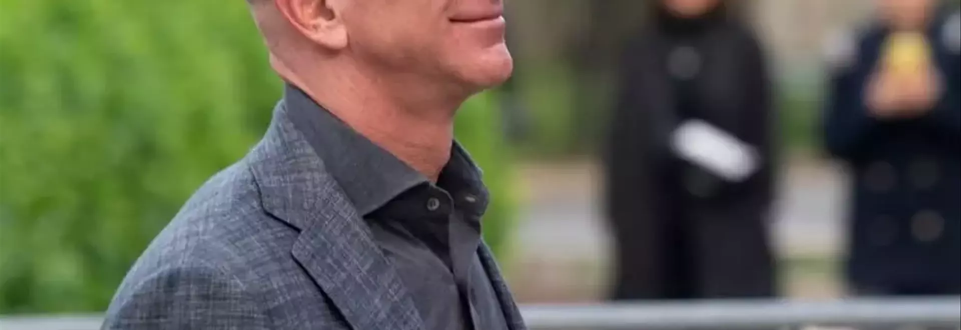 Blue Origin's Reusable Rocket Booster Achieves Historic Landing, Despite Payload Setback