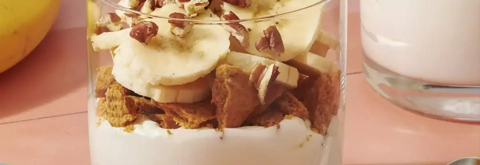 Delightful Gingersnap Banana Frozen Yogurt Parfaits