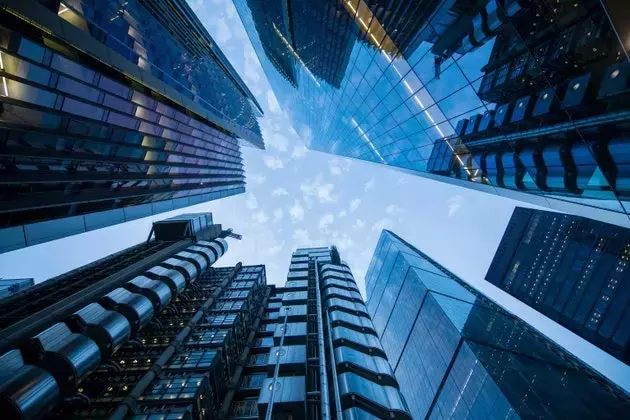 KeyCorp: Strong Performance, Valuation Concerns