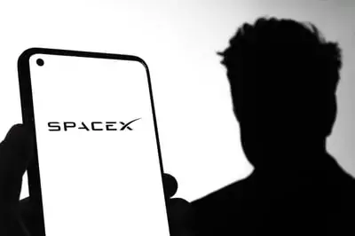 Elon Musk Secures Voting Dominance in SpaceX Post-IPO, Acquiring Additional Shares