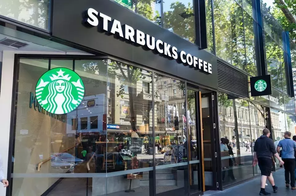 Starbucks' Fiscal Q2 Outlook: Navigating US Recovery and International Challenges