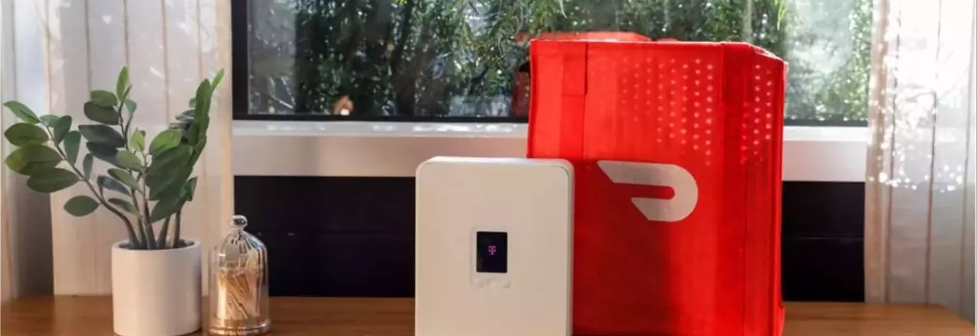 T-Mobile and DoorDash Partner for Swift 5G Home Internet Delivery