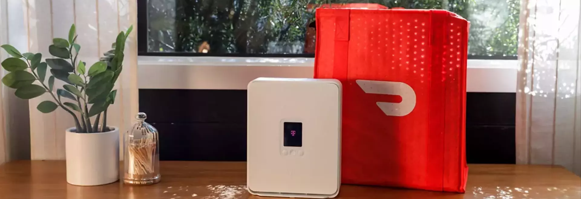 T-Mobile Accelerates 5G Home Internet Deployment with DoorDash Same-Day Delivery Integration