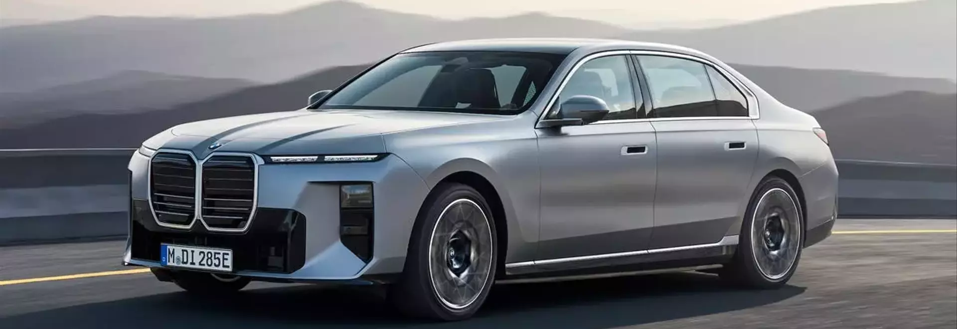 2027 BMW i7: An Ultra-Luxury Electric Sedan Redefined