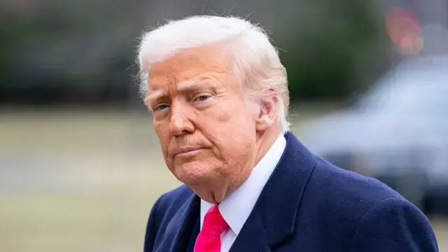 Tesla's Q1 Earnings: Analyst Expectations, Cash Flow Concerns, and Elon Musk's Influence