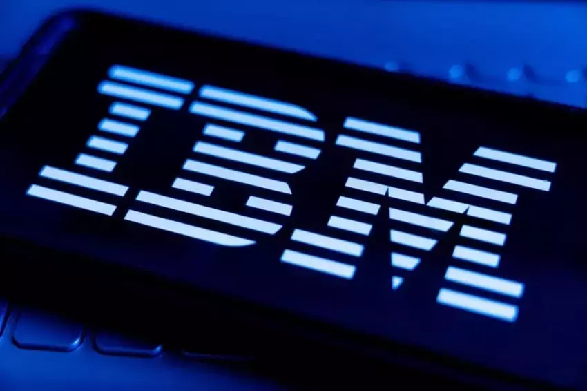 IBM's Upcoming Q1 Earnings Report: Analyst Expectations and Forecast Revisions