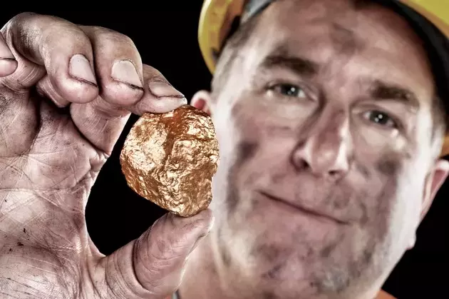 Aura Minerals: Unearthing Value in Gold Mining