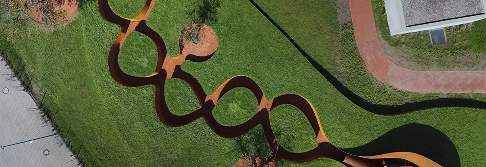 Il Doshi Retreat al Vitra Campus: Un Santuario di Pace tra Architettura e Spiritualità