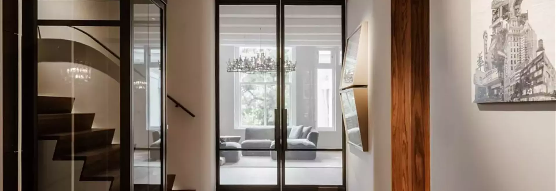 Rinascita di una Dimora Storica ad Amsterdam: Tra Passato e Design Contemporaneo