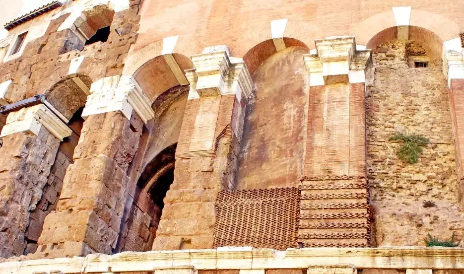La Domus Aurea di Nerone: il palazzo segreto sepolto sotto Roma