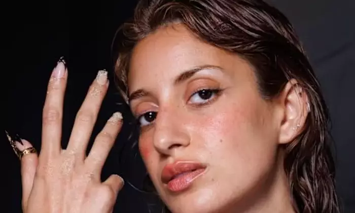 Cura della pelle dopo l'esposizione al sole: rimedi e prevenzione per i danni UV