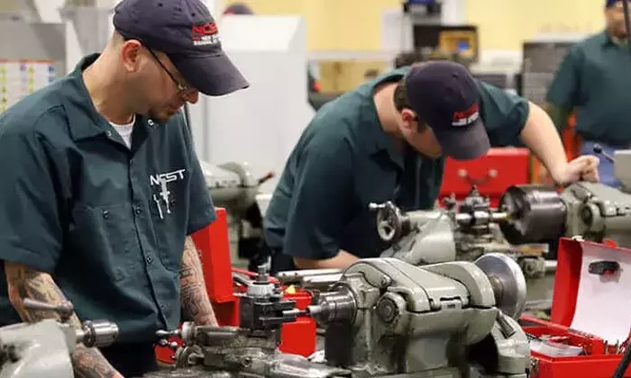 Navigating the World of Mechanical Trade School: A Practical Guide