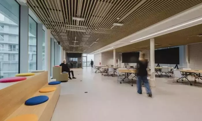 Pirelli 35: Illuminazione ERCO per la Riqualificazione Urbana a Milano