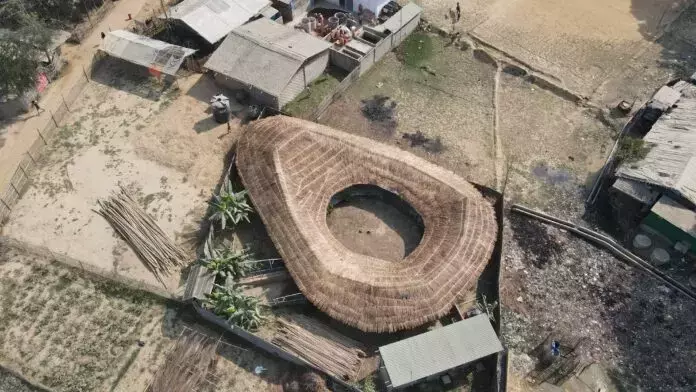 Spazi Comunitari nei Campi Rohingya: Un Modello Architettonico Resiliente