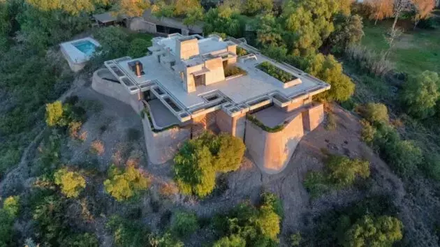 Un'oasi architettonica nel cuore del deserto di Mendoza: la villa di OF. Studio tra natura e design