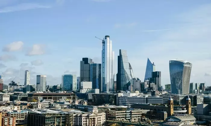 L'Evoluzione Verticale di Londra: Icone Architettoniche che Disegnano lo Skyline