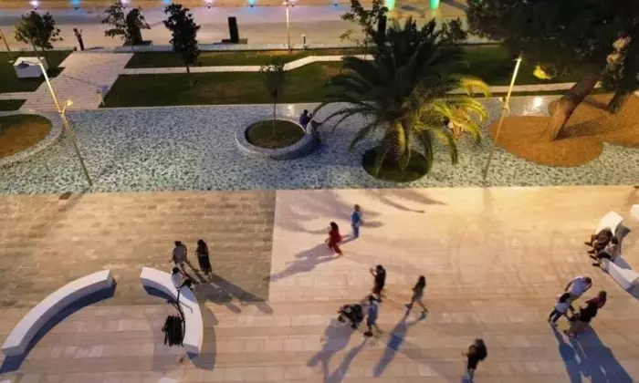 Corigliano Rossano: La Piazza Santa Maria Ad Nives Rivitalizza la Comunità Calabrese